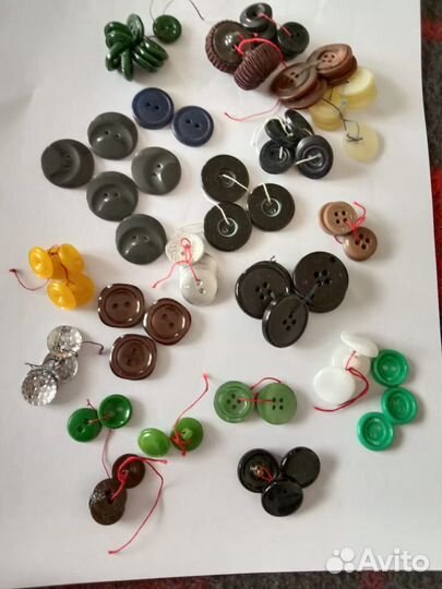 Пуговицы для шитья и коллекции
