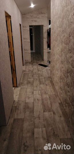 Настил линолеума, ламинат, плинтус