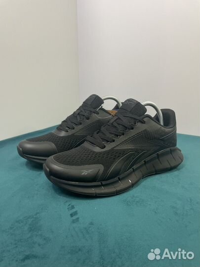 Кроссовки мужские Reebok Zig Tech черные