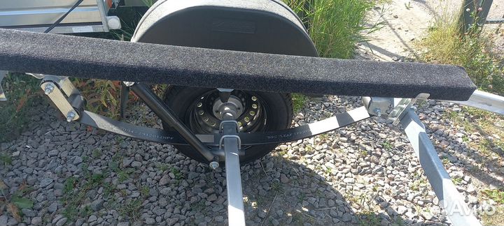 Короткий Прицеп для лодки или гидрика 3.9м