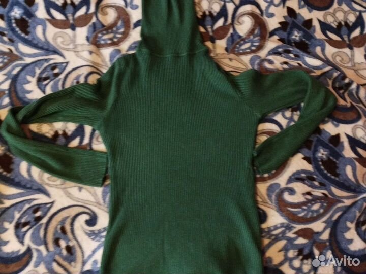 Пакетом женские вещи