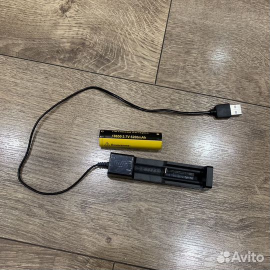 Батарейки Аккумулятор 18650 Зарядное устройство
