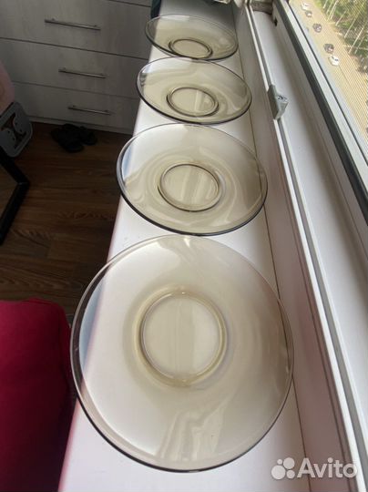 Чайные блюдца