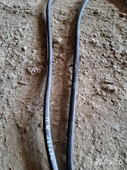 Уплотнитель двери Chevrolet Lacetti