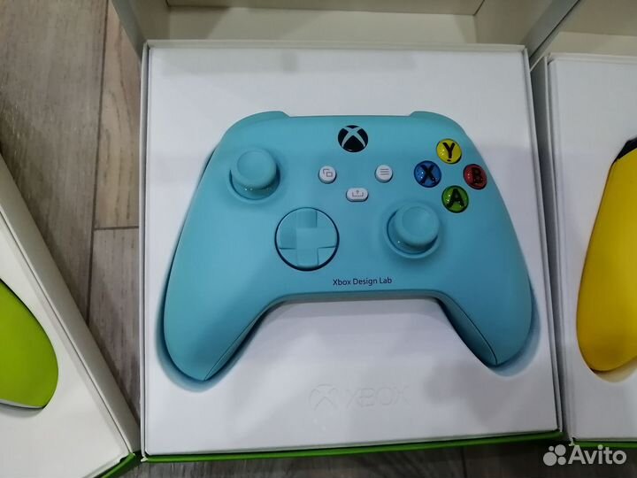 Геймпад Xbox Series X и S Wireless. Цветные
