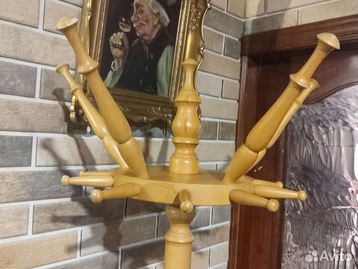 Вешалка напольная