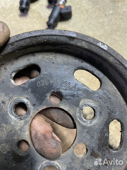 Шкив насоса гур VW Passat B5 VR5 AGZ 2.3