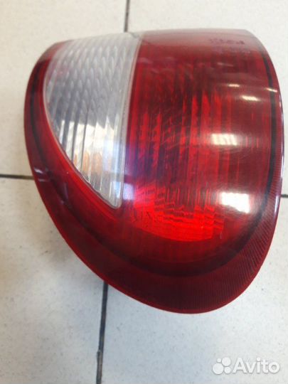 Фонарь задний левый Заз Сенс