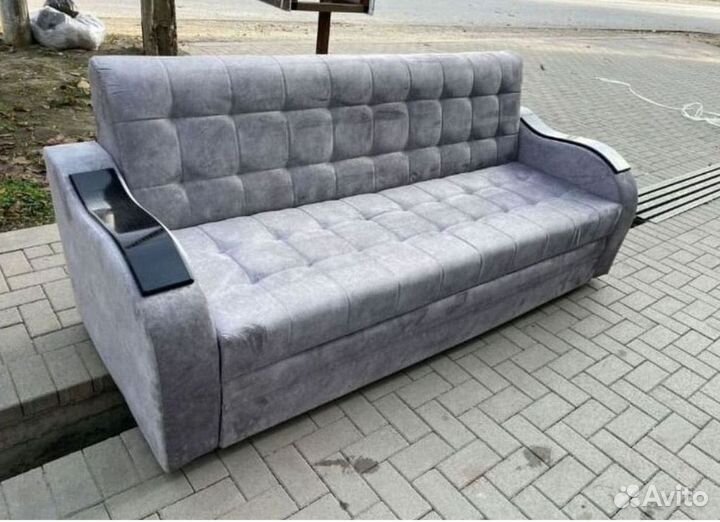 Прямой диван на заказ