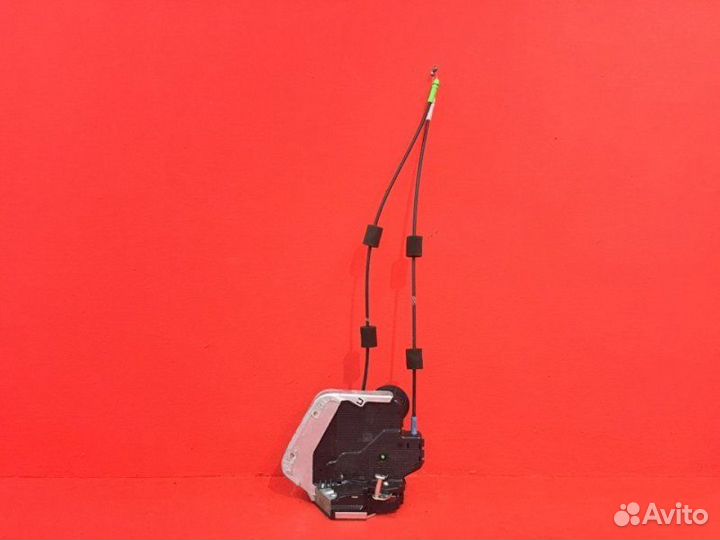 Замок двери задний правый Toyota Rav4 3 1AZ 2008