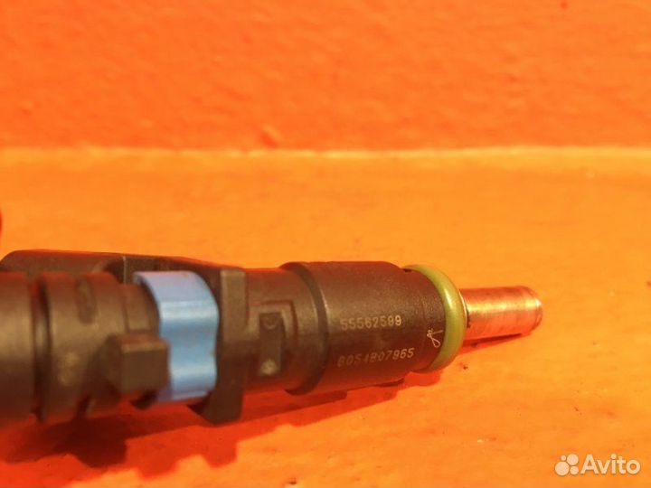 Форсунка Chevrolet Cruze J300 F16D4 2010