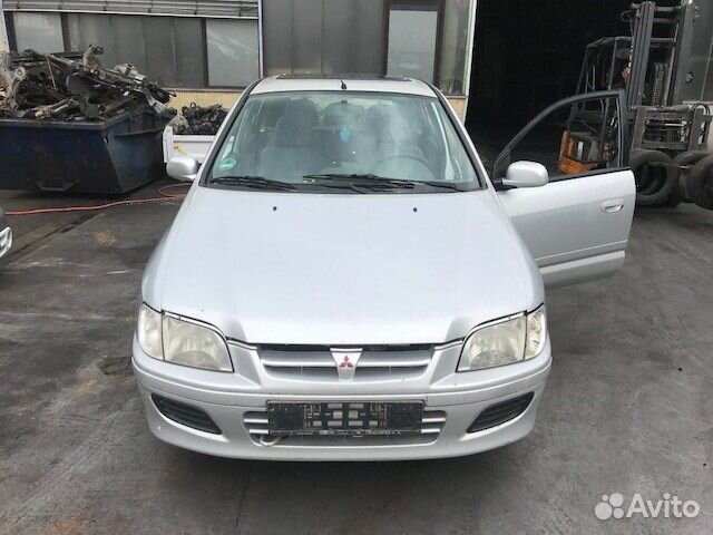 Разбор на запчасти Mitsubishi Space Star