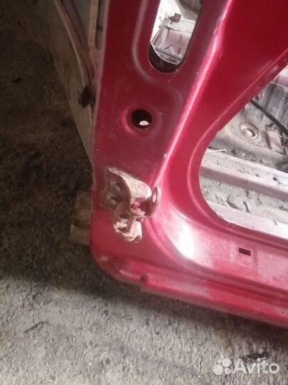 Средняя стойка на accord 8