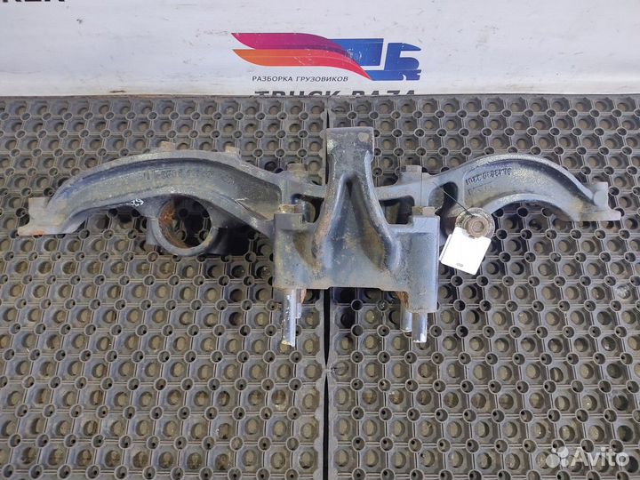 Кронштейн пневморессоры левый