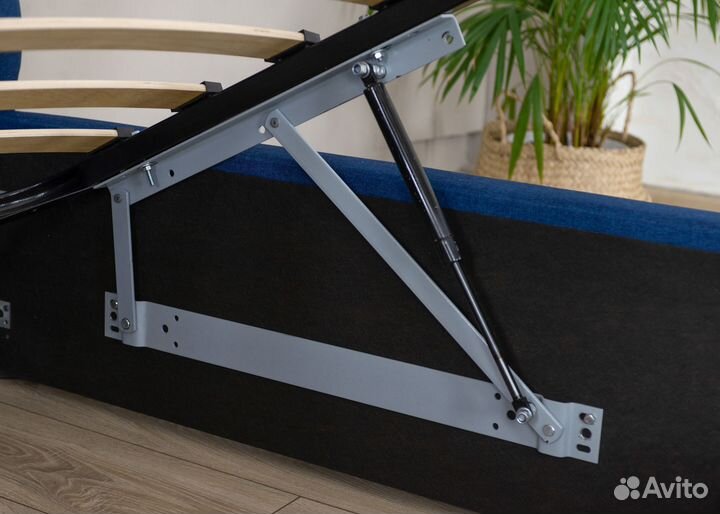 Кровать с подъемным механизмом 90х200