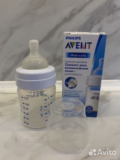 Соска-пустышка и бутылочка Avent
