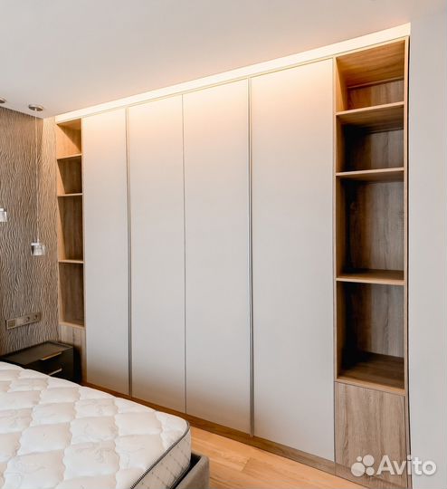 Распашной шкаф на заказ. Производство