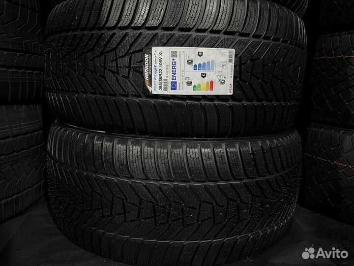 Hankook Winter I'Cept Evo 3 X W330A 285/35 R22 и 315/30 R22 106V