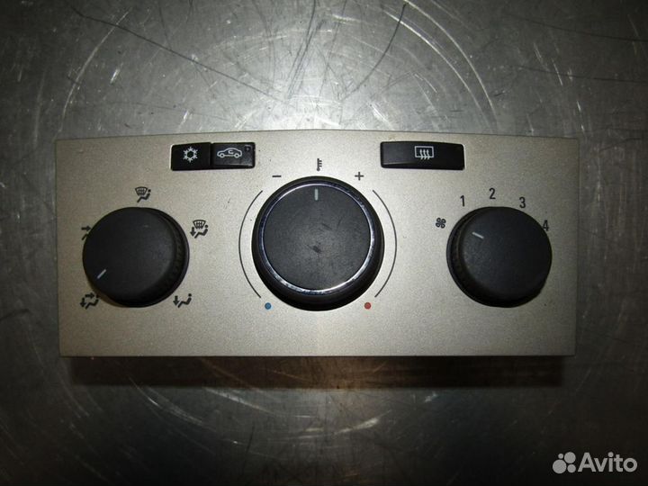 Блок управления отопителем Astra H / Family 2004-2