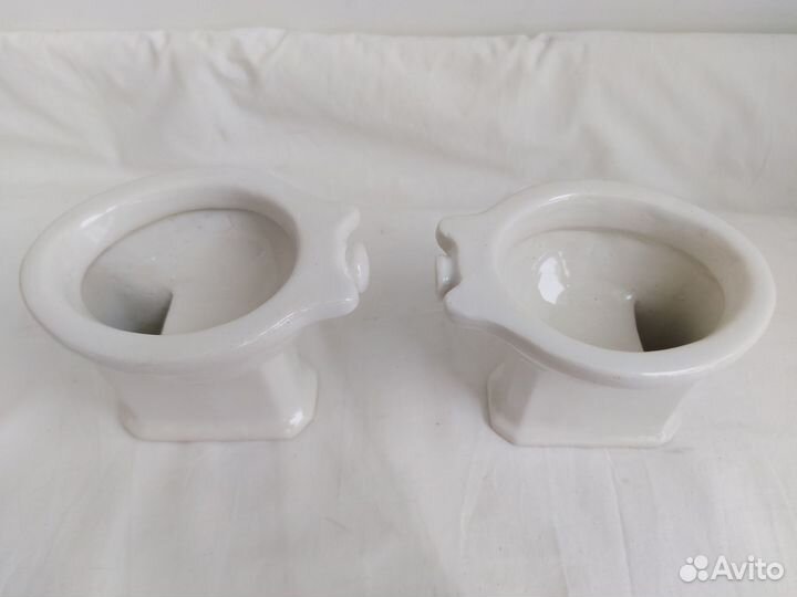 Игрушечный фаянсовый унитаз 1975 год