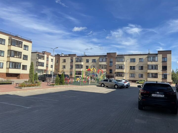 2-к. квартира, 66,8 м², 3/3 эт.