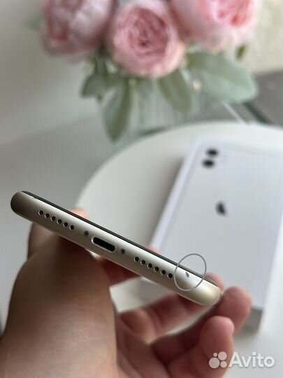 Телефон iPhone 11 128 gb