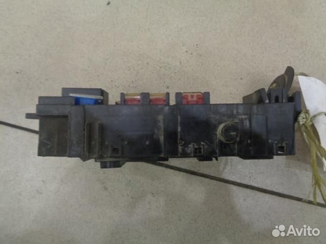 Блок предохранителей подкапотный Subaru Outback B