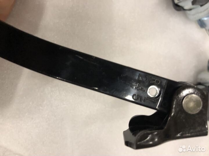 Ограничители двери toyota camry 40