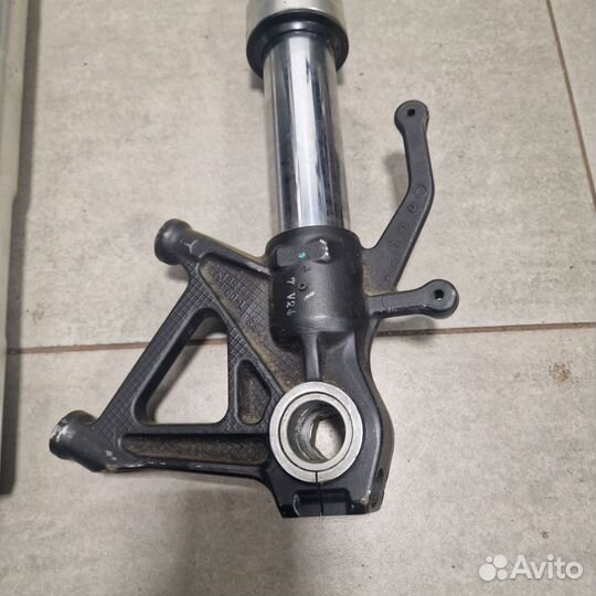 Kawasaki ZX6R 07-08 вилка