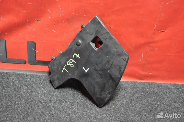 Дефлектор радиатора toyota auris ZRE151