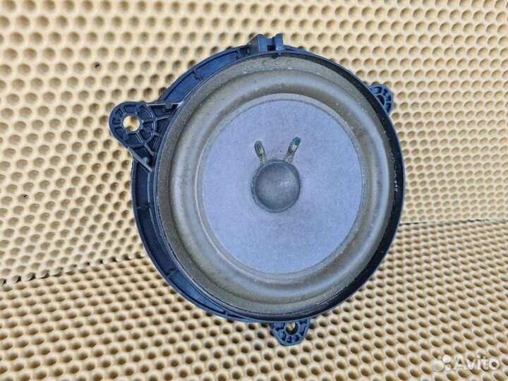 Динамик Infiniti Qx56 Qx80 Z62