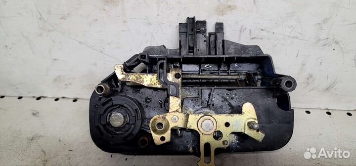 Ручка задней двери VW Transporter T5 2003-2015