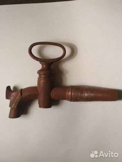 Кран бочковой старинный