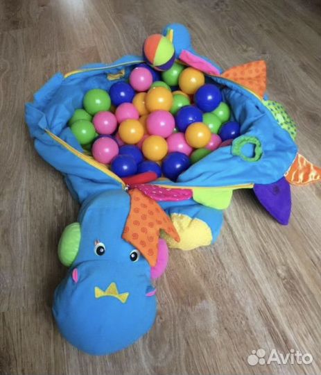 Развивающий сухой бассейн