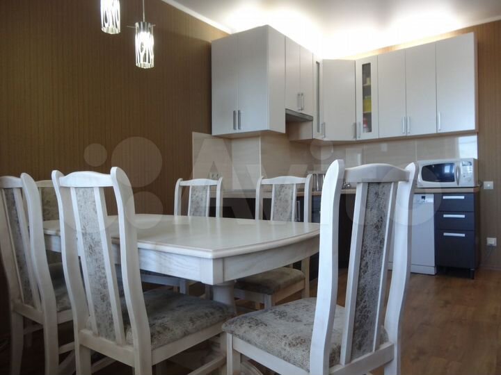 2-к. квартира, 84,2 м², 4/19 эт.