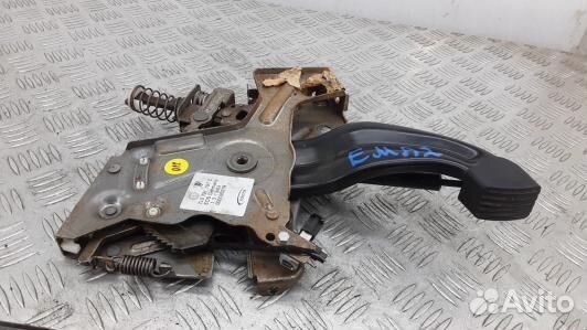 Рычаг ручного тормоза (ручник) porsche cayenne 1