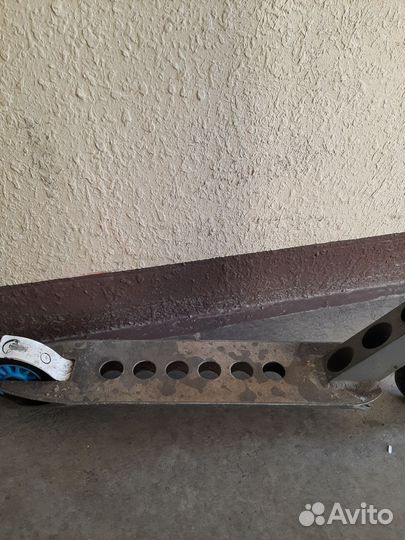 Трюковой самокат