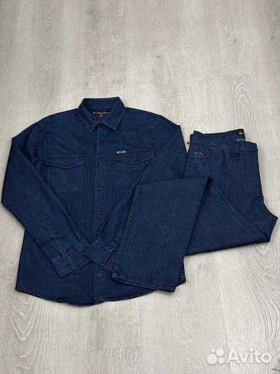 Мужской костюм