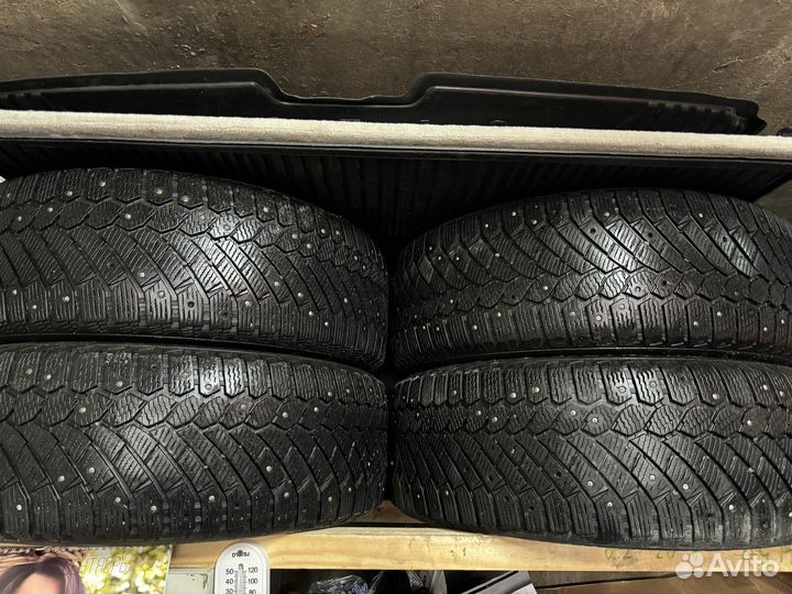 Continental ContiIceContact 4x4 235/55 R19