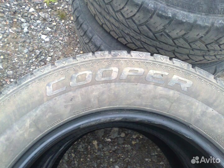 Cooper Discoverer ATS 235/65 R17 104T