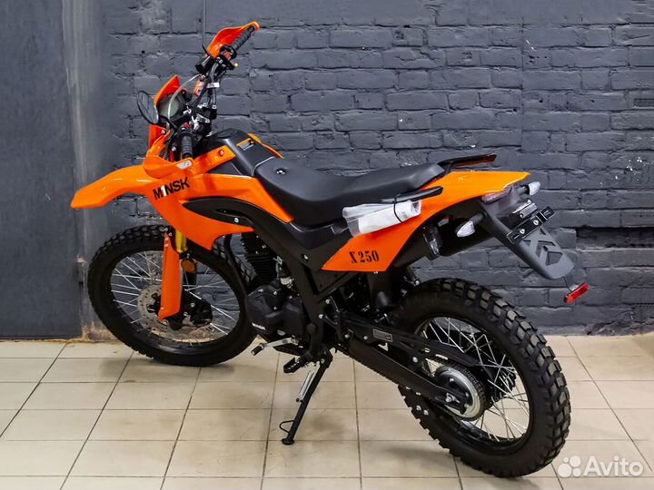 Мотоцикл Minsk X250 Enduro M1NSK