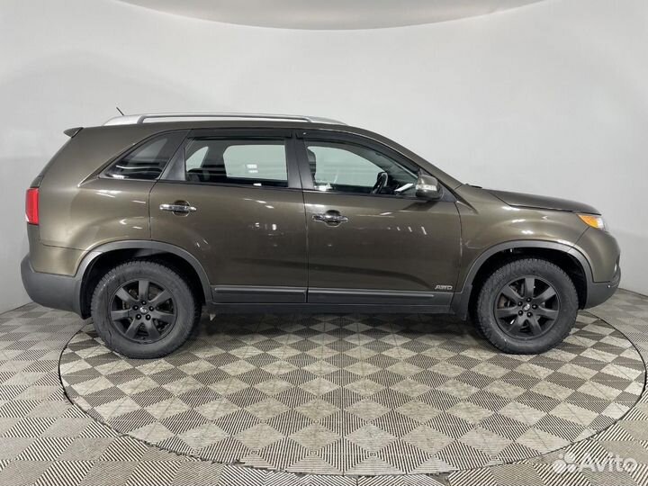 Kia Sorento 2.4 AT, 2011, 170 595 км