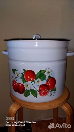 Кастрюля эмалированная