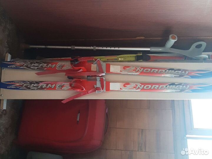 Беговые лыжи