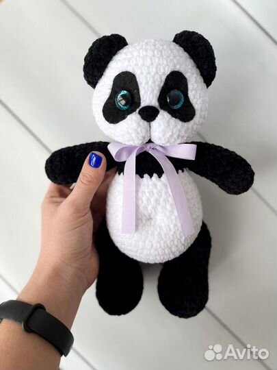 Мягкая вязаная игрушка Панда