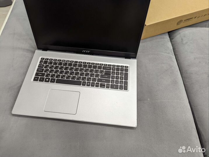 Acer aspire v3 a317-33-P0K4