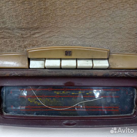 Ламповая радиола Исеть (сзр)