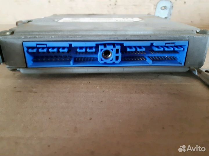 Блок управления двигателем Ниссан Примера П10