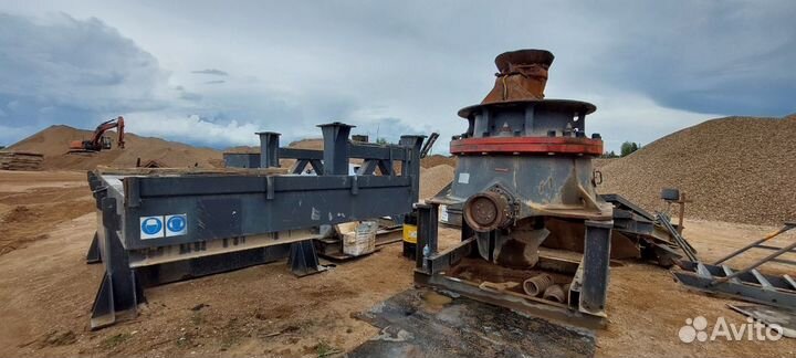 Конусная дробилка sandvik CH440 