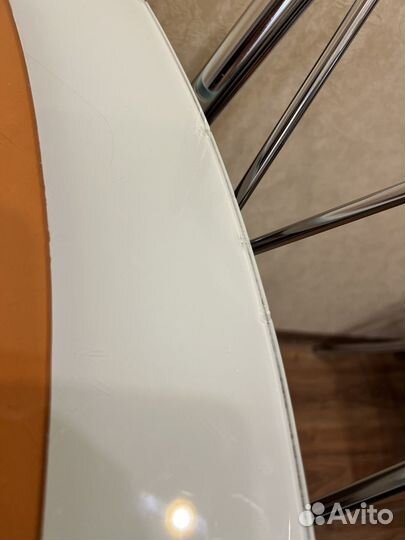 Стол кухонный со стульями